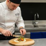 Cuisinier, fiche métier sur jobs-etudiant.com